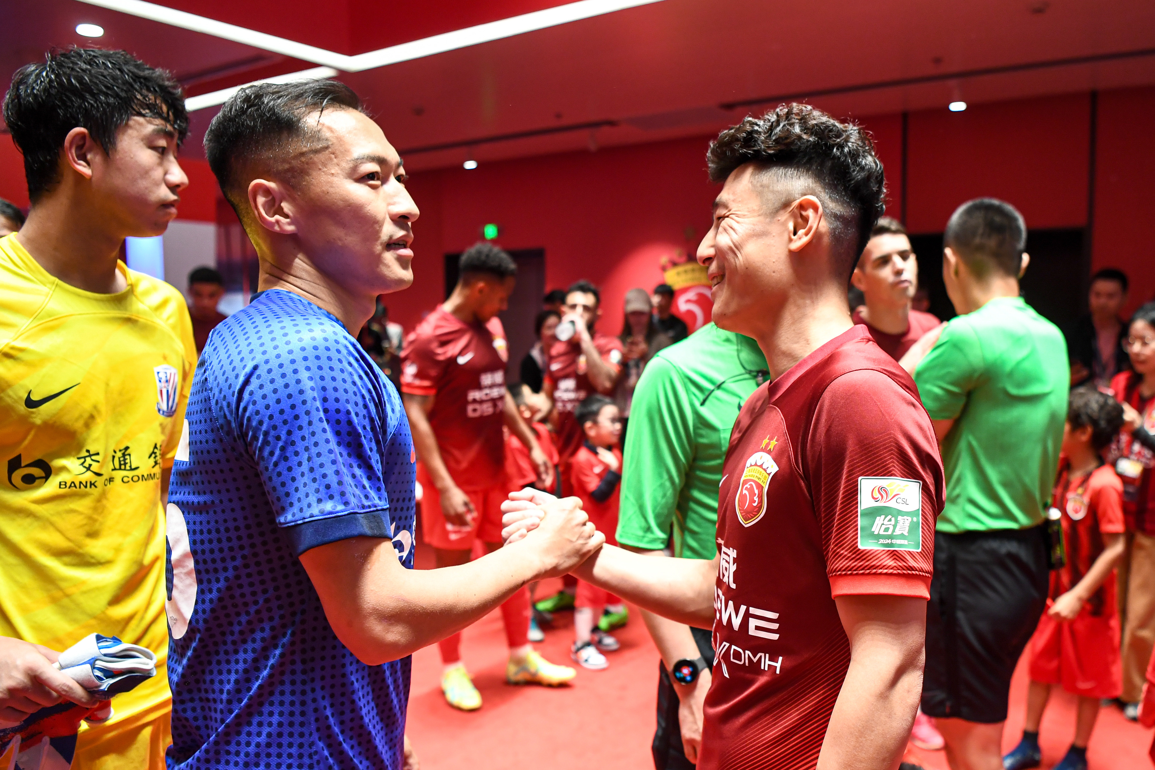 关于亚冠比赛产生惊险一幕–比赛过程中发生危险事件的信息 关于亚冠比赛产生惊险一幕–比赛过程中发生危险事件的信息