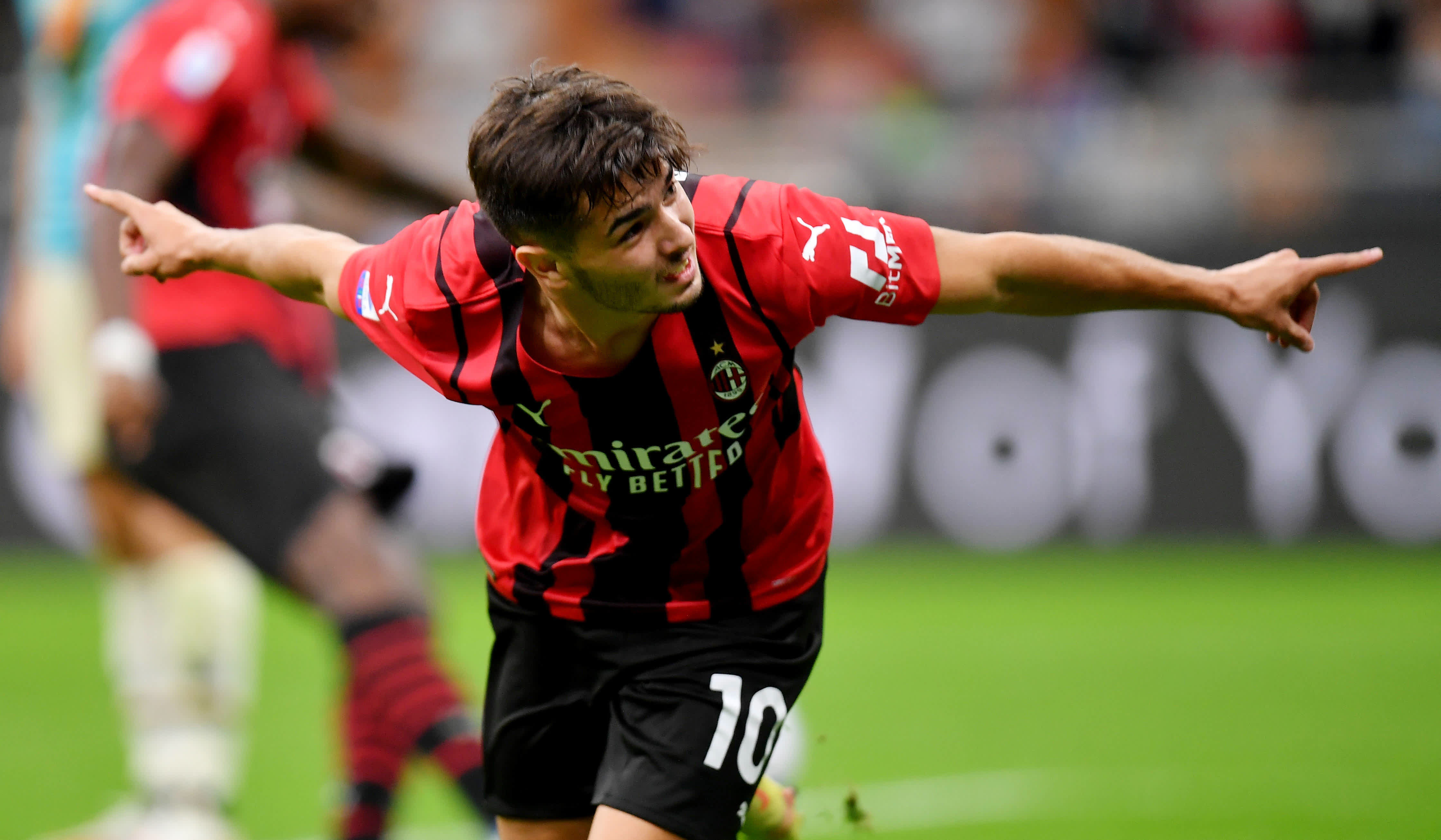 关于热那亚主帅因失利下课,球队陷入危机的信息 关于热那亚主帅因失利下课,球队陷入危机的信息