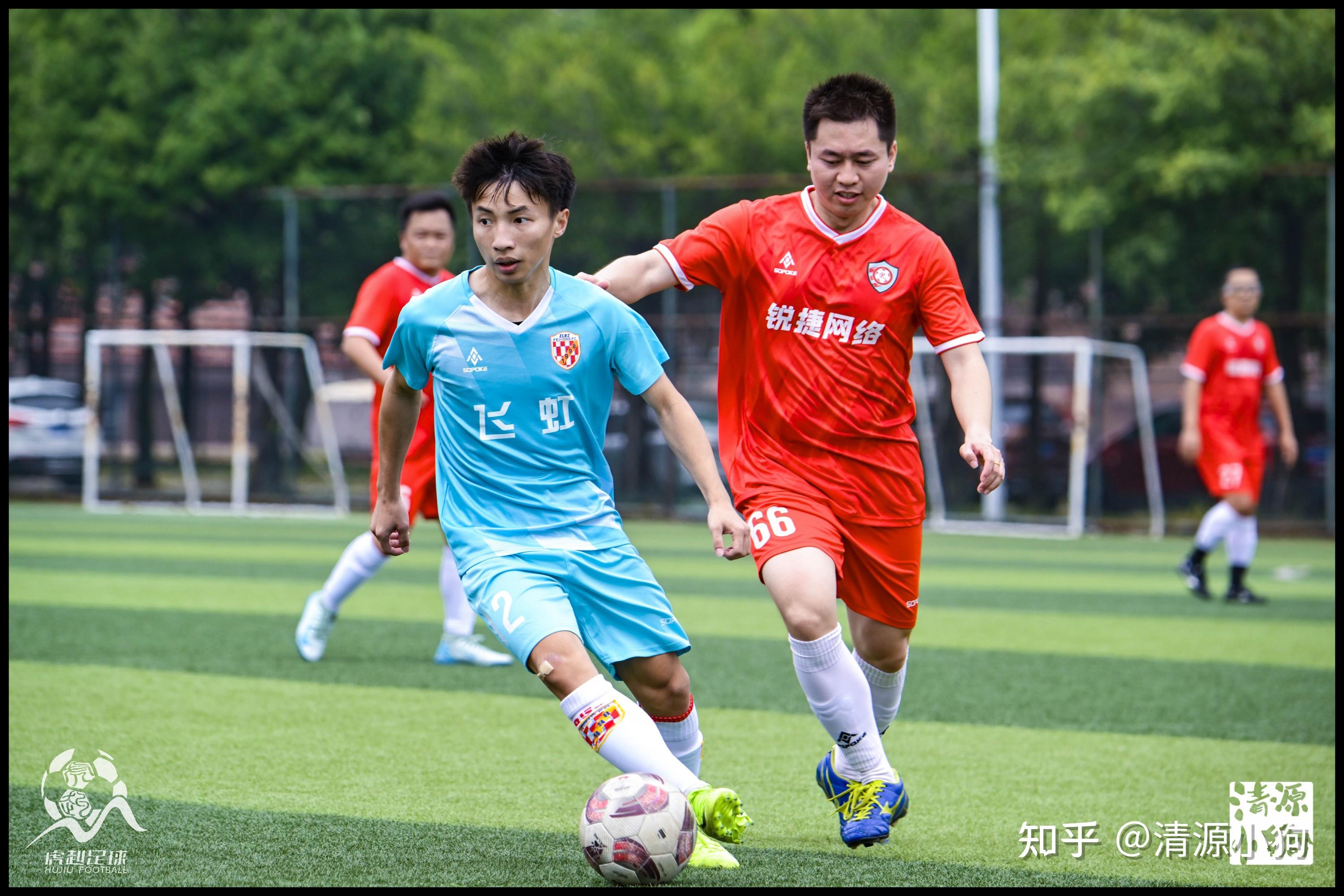 足球迷热切期待国内职业联赛精彩对决 足球迷热切期待国内职业联赛精彩对决