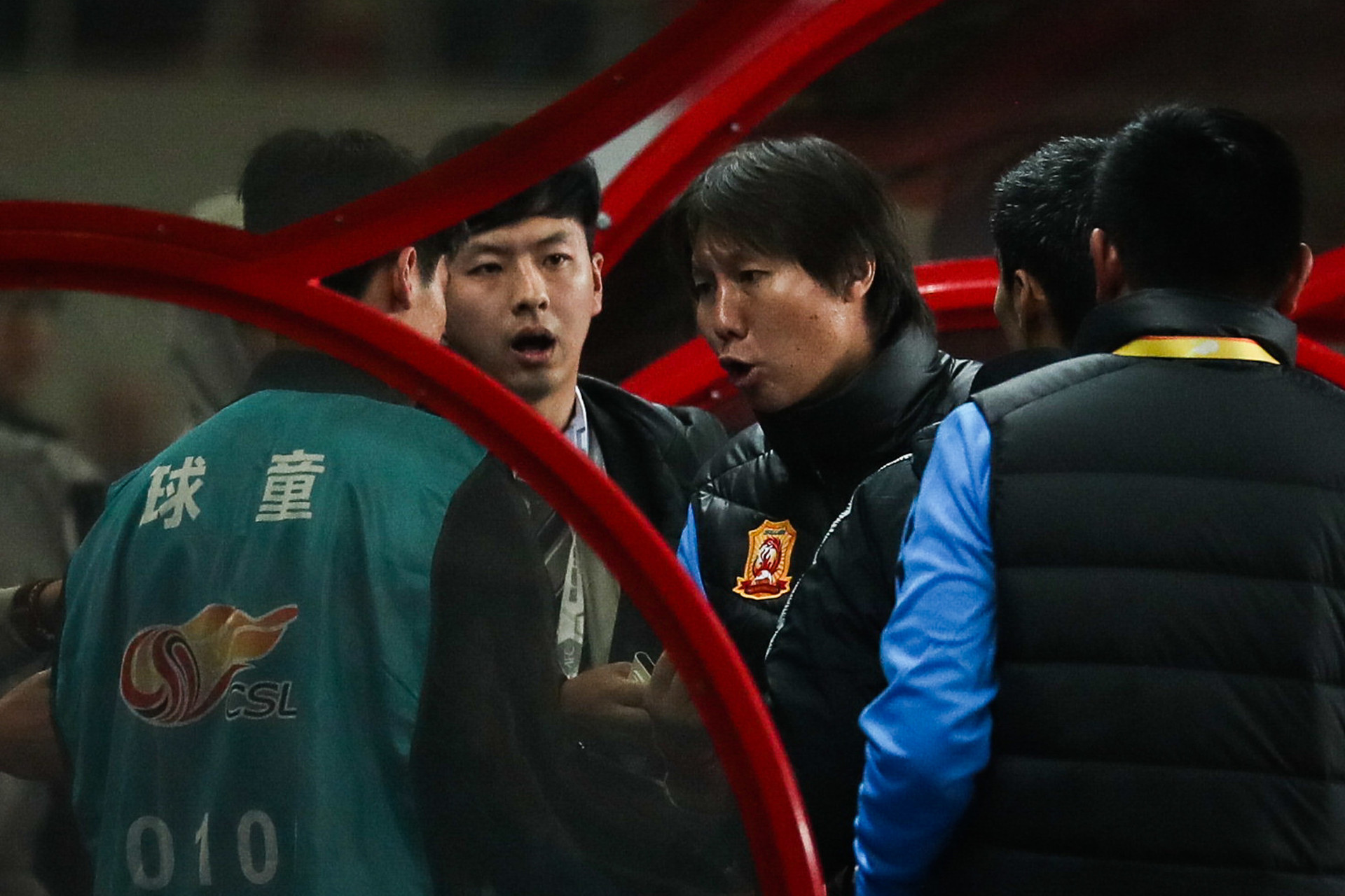 -郑州夺冠狂欢，一剑封喉，取得胜利