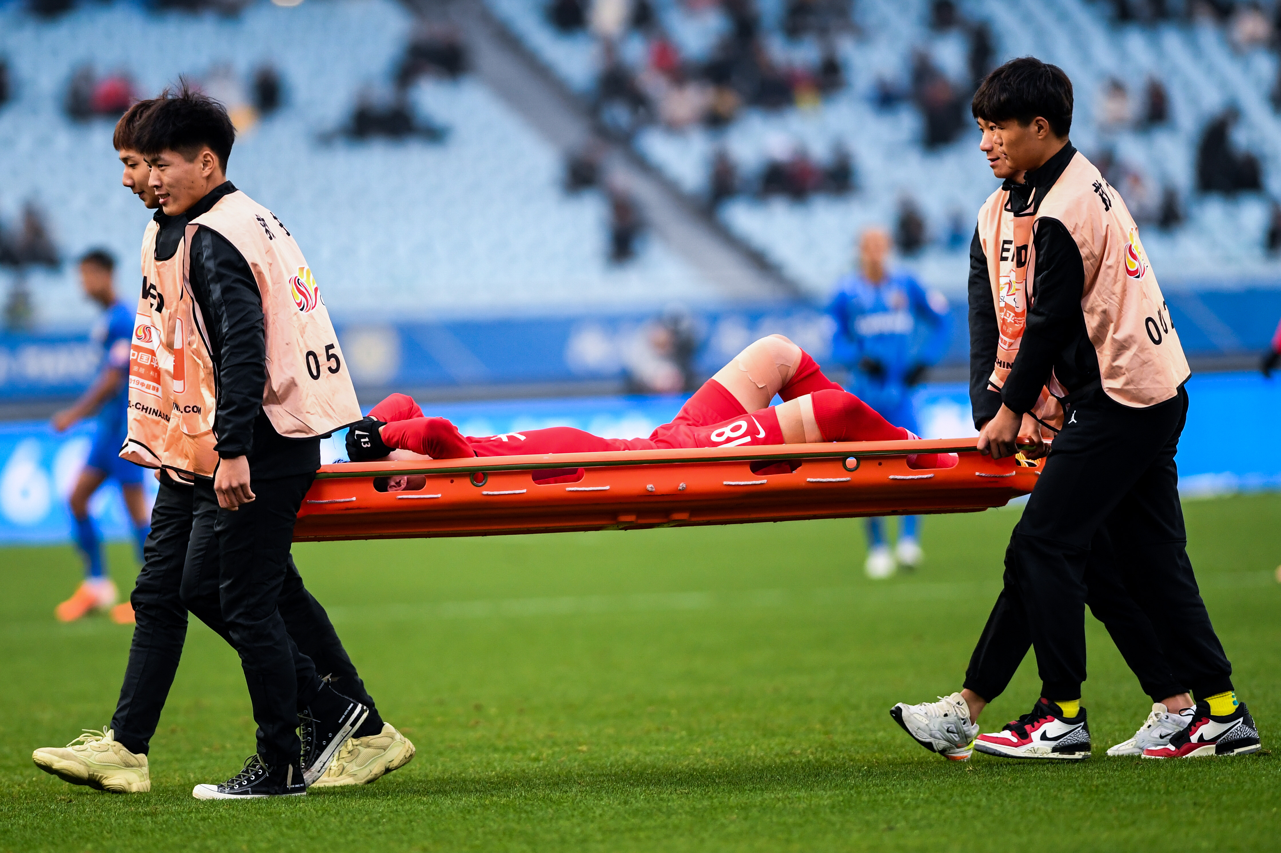 开云APP-江苏苏宁主场不敌重庆斯威，惨遭淘汰的简单介绍