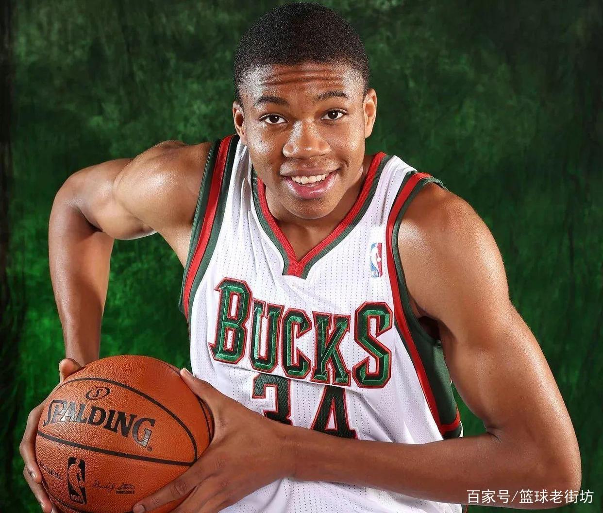 开云平台-雄鹿队球员状态神勇斩获连胜的简单介绍