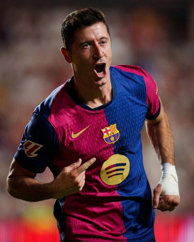 巴萨绝杀拜仁,莱万乌龙送礼西甲的简单介绍 巴萨绝杀拜仁,莱万乌龙送礼西甲的简单介绍