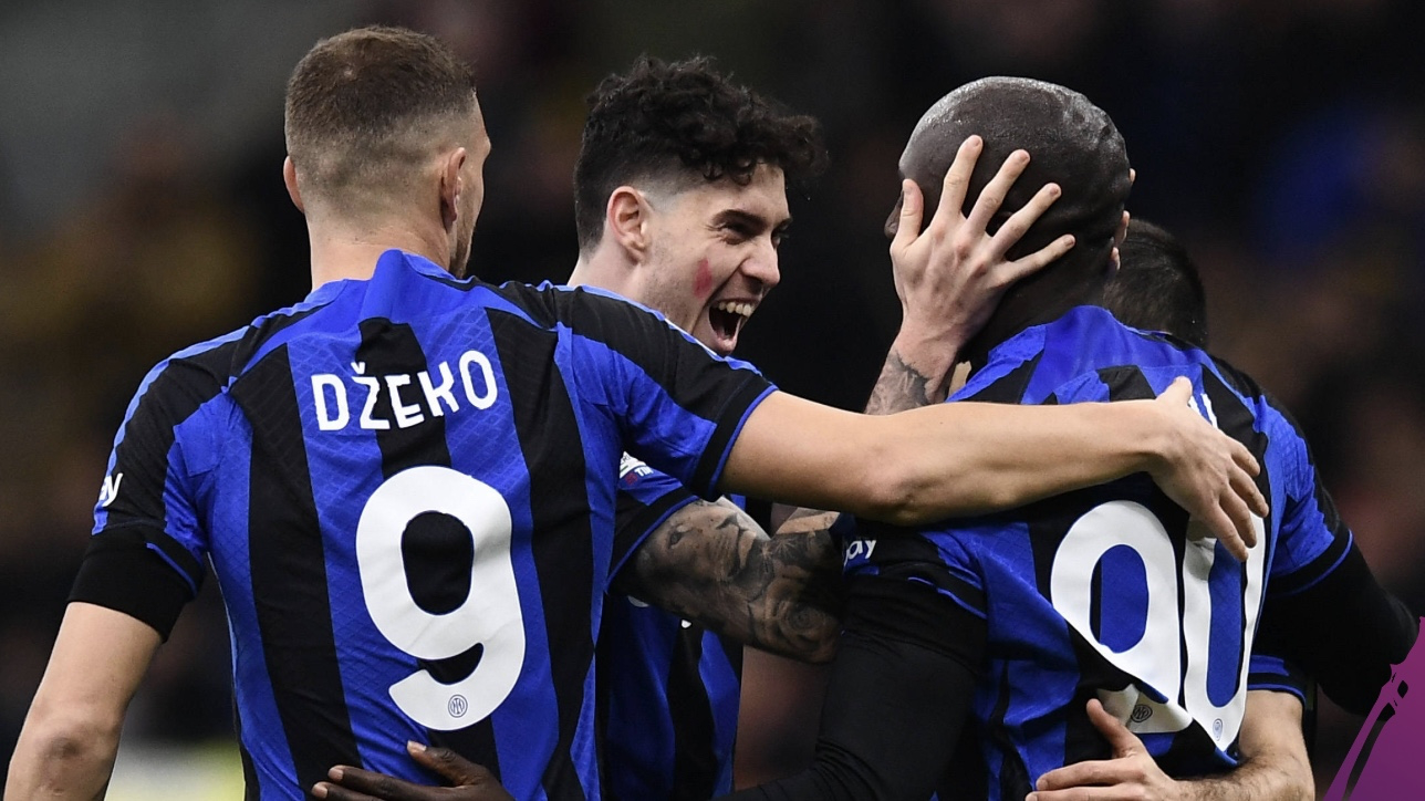 沙尔克04取得连胜,势头正盛 沙尔克04取得连胜,势头正盛