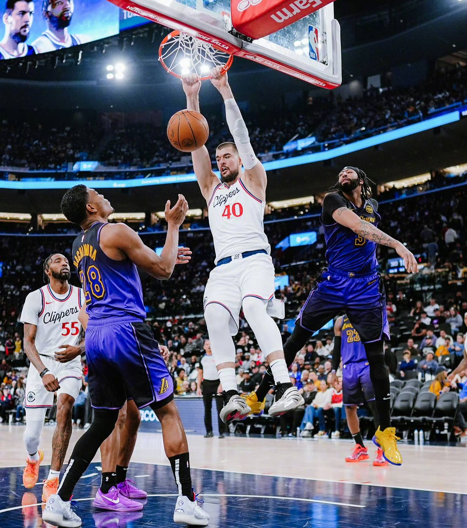 快船惊险胜出,险些遭逆转的简单介绍 快船惊险胜出,险些遭逆转的简单介绍