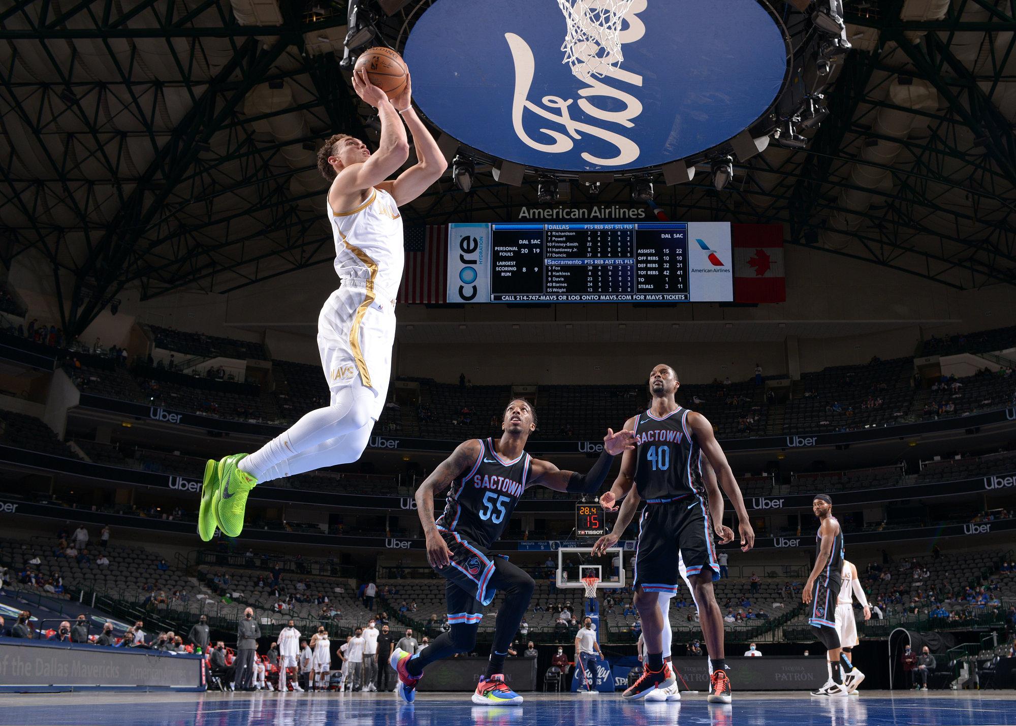 开云体育官方网站-包含独行侠负于国王，继续难以找到胜利之路的词条