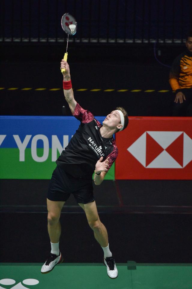 -马来西亚队逆转中国队，安赛龙带队取胜