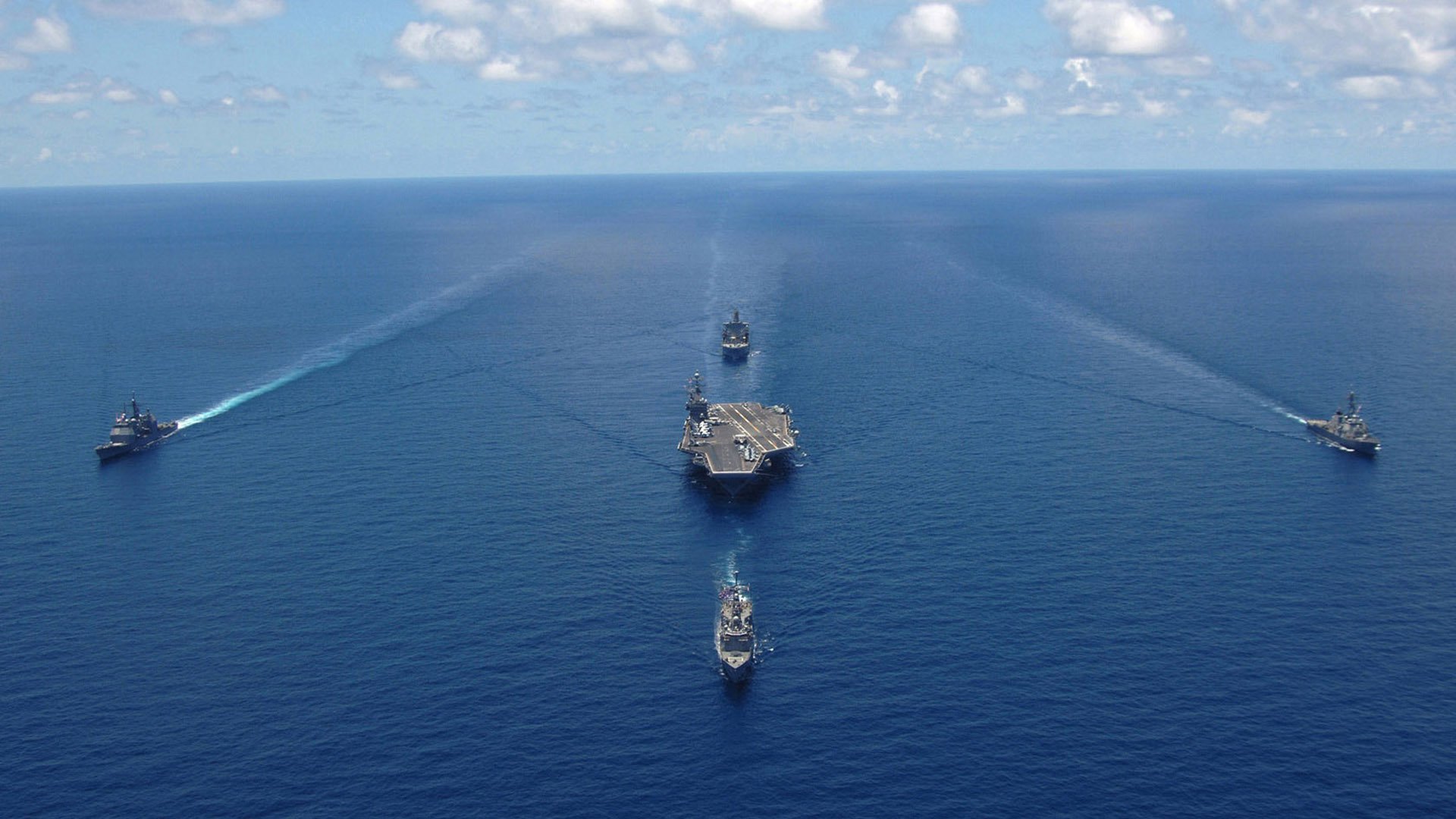 欧冠决赛之夜，楚阿梅尼关键进球定乾坤